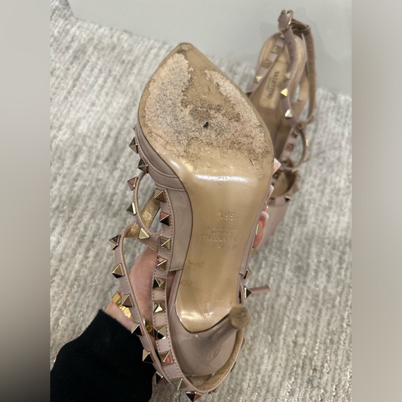 Valentino Garavani heels 36.5 - Picture 2 of 3